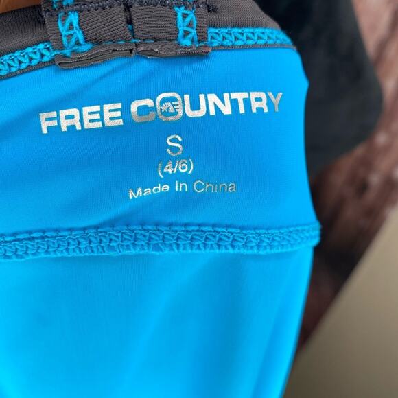 Free Country Small blue and gray swim top - Picture 4 of 5